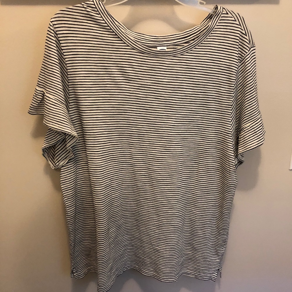 Old navy shirt